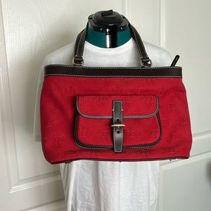 Dooney & Bourke Tote NWOT with clutch and coin purse
